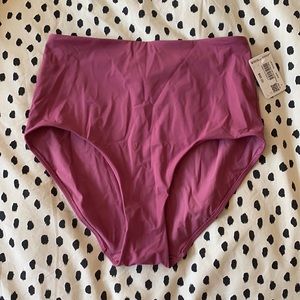 Lululemon Mauve Highwaisted Bikini Bottoms